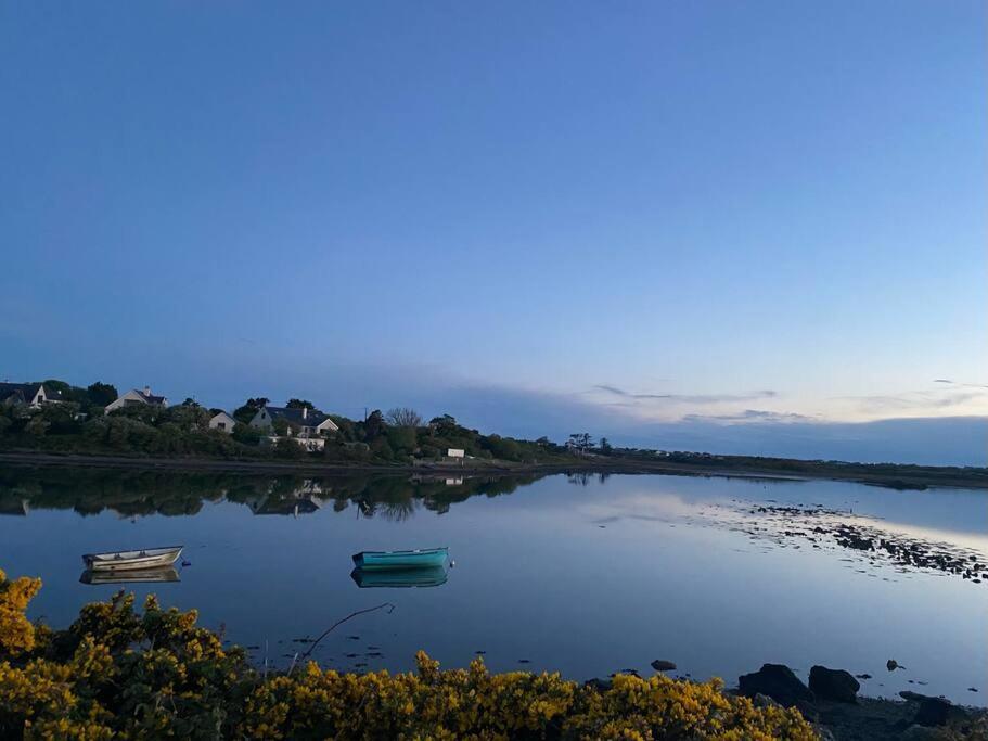 Entire Guest Suite In Four Mile Bridge, Rhoscolyn Valley 外观 照片